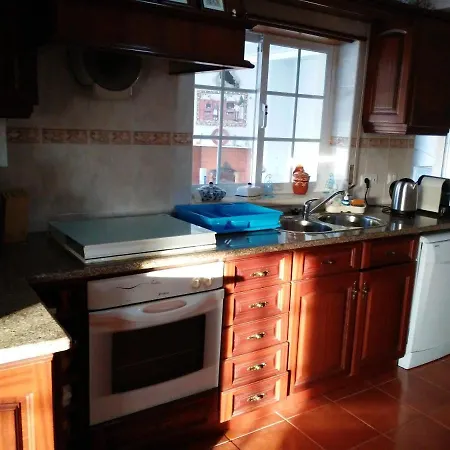 House With 3 Bedrooms In Ferrel With Wonderful City View Enclosed Garden And Wifi Ferrel (Leiria)