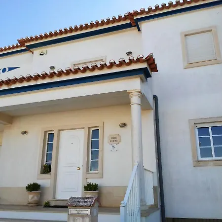 Σπίτι διακοπών House With 3 Bedrooms In Ferrel With Wonderful City View Enclosed Garden And Wifi Ferrel (Leiria)